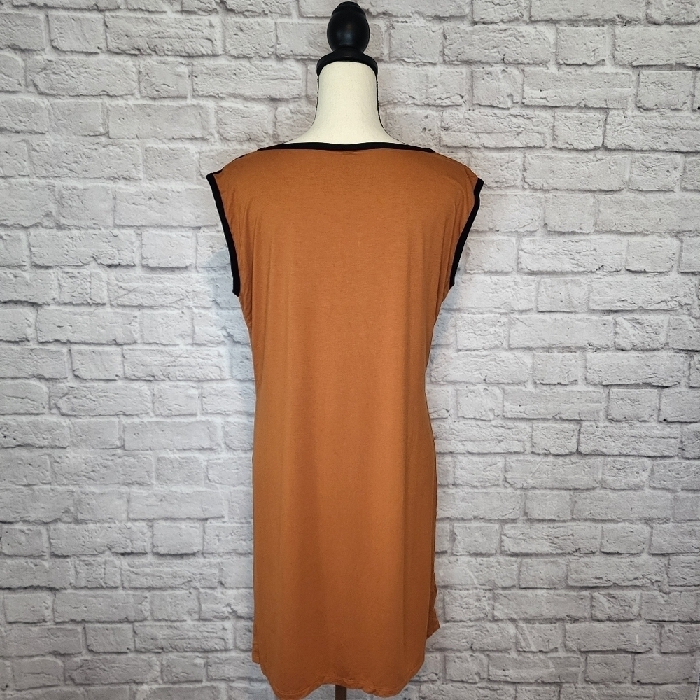 Ay Guey Tunic Top Graphic Frida Khalo Black Brown Split Sides Sleeveless NWT - Picture 7 of 11